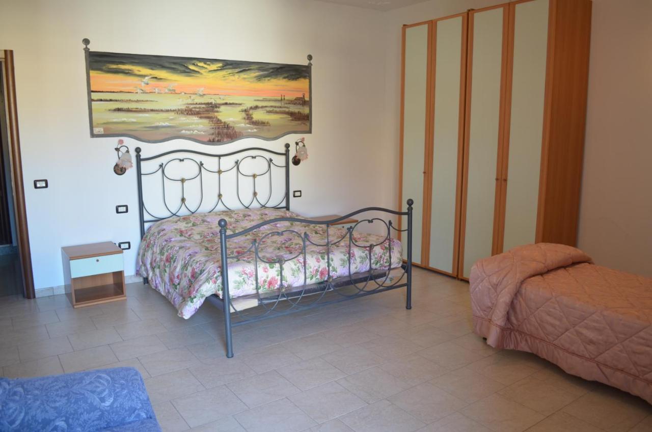 Hotel Al Pasarat à Comacchio Extérieur photo